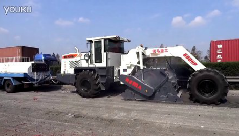 WR2300E，上海高速公路路基冷再生